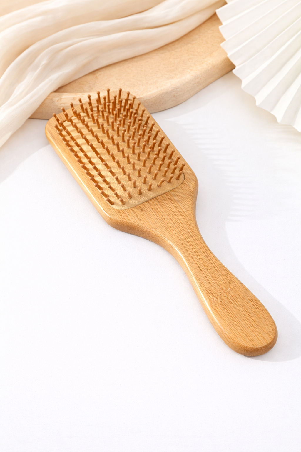 Cepillo Capilar de Bambú – Estimulación y Masaje